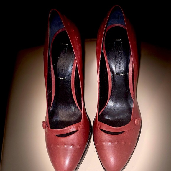 Bottega Veneta Mary Jane Leather Pump Heels in Dark Rose and Black • Size: 36.5 - Picture 1 of 14